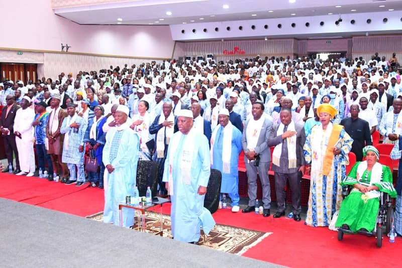 Conférence-débat au Palais du peuple : les acteurs dynamiques de la santé (ADS) et le CNT mettent en lumière la couverture santé universelle