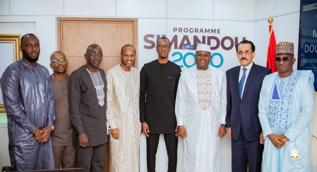 ๐๐๐๐ : ๐ฅ๐ ๐๐ข๐ง๐ข๐ฌ๐ญ๐ซ๐ ๐๐ฌ๐ฆ๐๐๐ฅ ๐๐๐๐ ๐ซ๐๐๐จ๐ข๐ญ ๐ฅ๐๐ฌ ๐๐๐ง๐ช๐ฎ๐๐ฌ ๐ฉ๐ซ๐ข๐ฆ๐๐ข๐ซ๐๐ฌ ๐๐ญ ๐๐ฑ๐ข๐ฆ ๐๐๐ง๐ค ๐๐๐ฎ๐๐ข