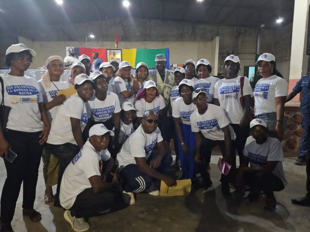 Immersion gouvernementale : la jeunesse de Macenta partage ses préoccupations avec le Ministre Keamou Bogola Haba