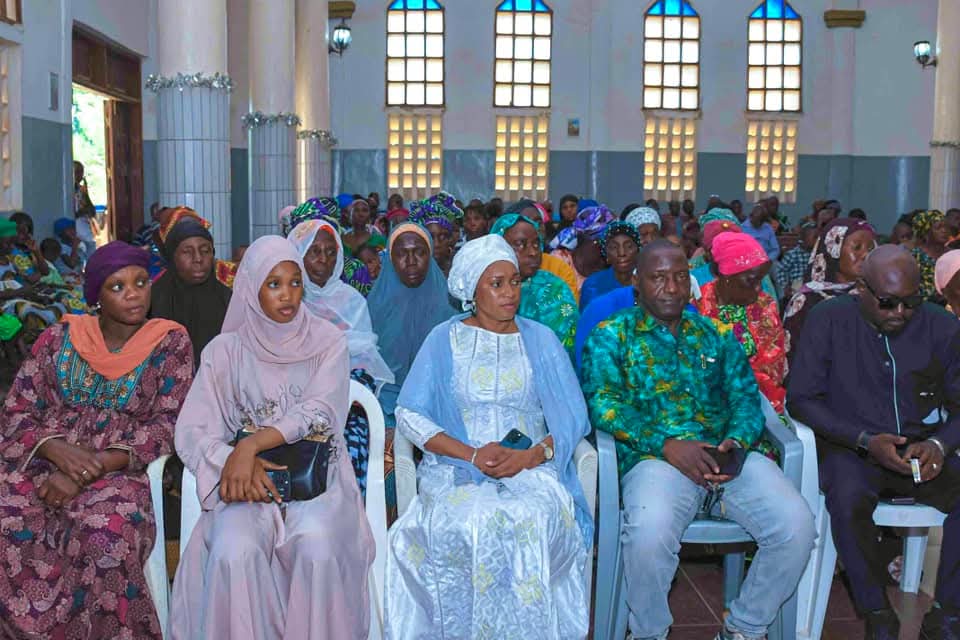 Les Femmes du Mouvement “Khèrè Koura” de Macenta Unies pour la Paix et le Développement